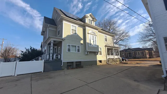 $280,000 | 216 East Cleveland Street, Spring Valley, IL 61362