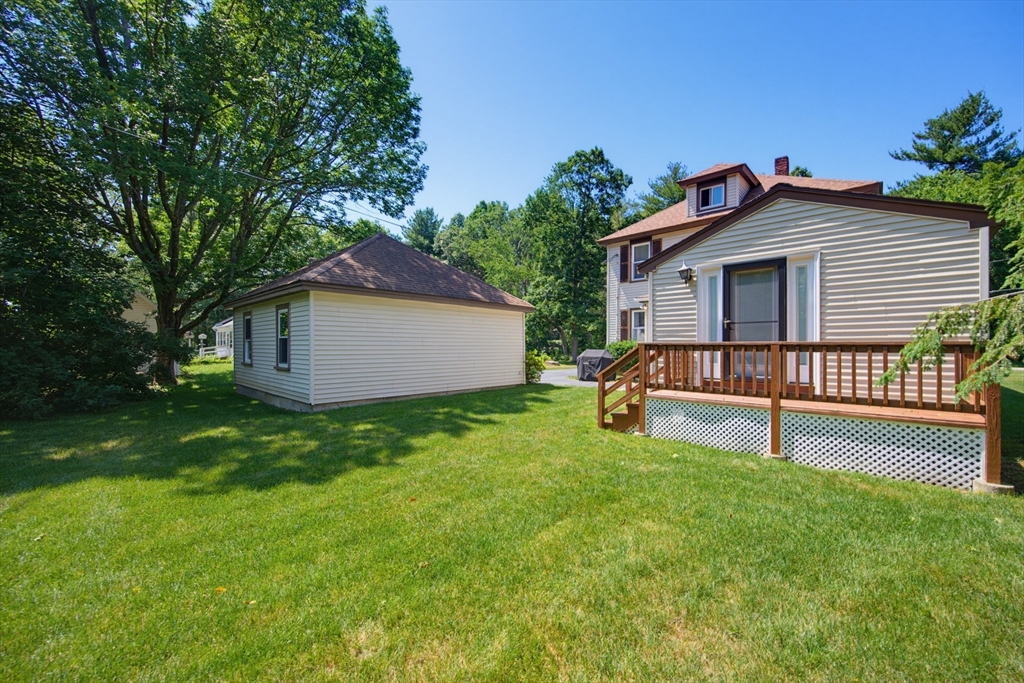413 Goldthwaite Road Northbridge, MA 01588 - Photo 32 of 34