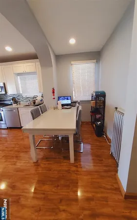 $2,500 | 613 3rd Avenue, Lyndhurst, NJ 07071