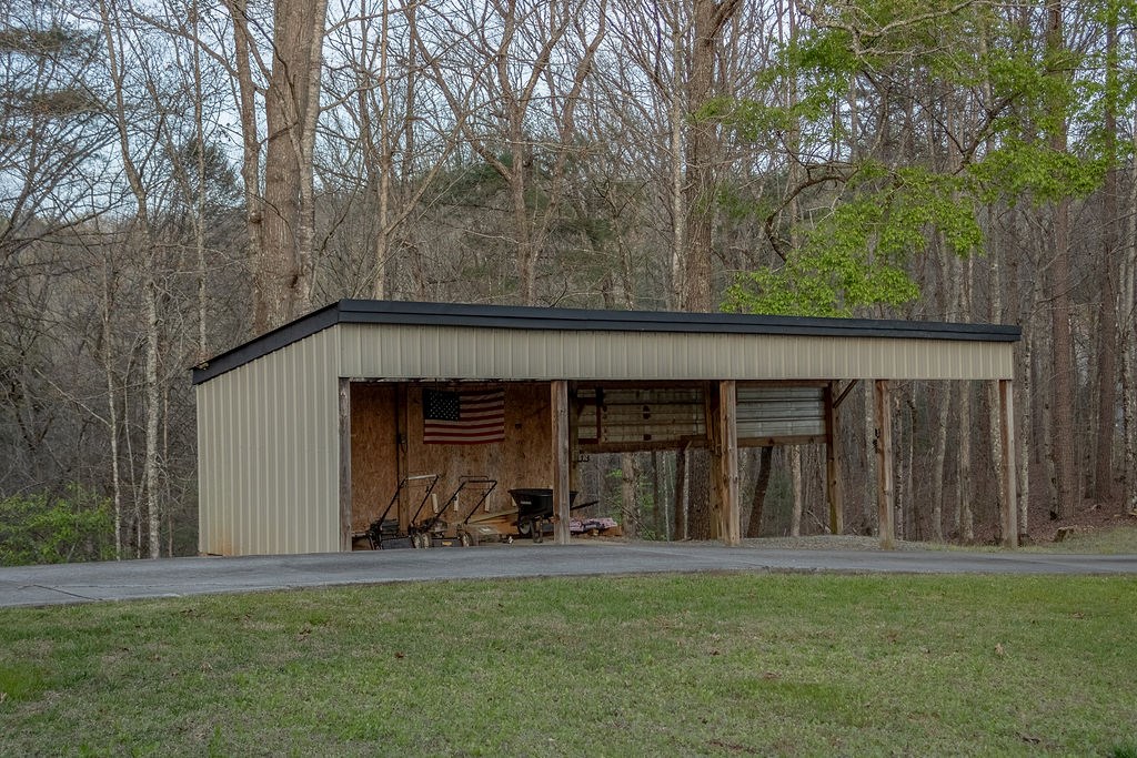 141 Chambers Mountain Road Mineral Bluff, GA 30559 - Photo 9 of 65