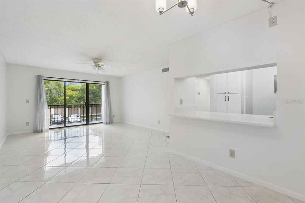 8215 Sun Spring Circle, Unit 12 Orlando, FL 32825 - Photo 8 of 31