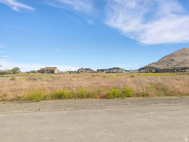 1451 East Corey's Way Tooele, UT 84074 - Photo 11 of 12