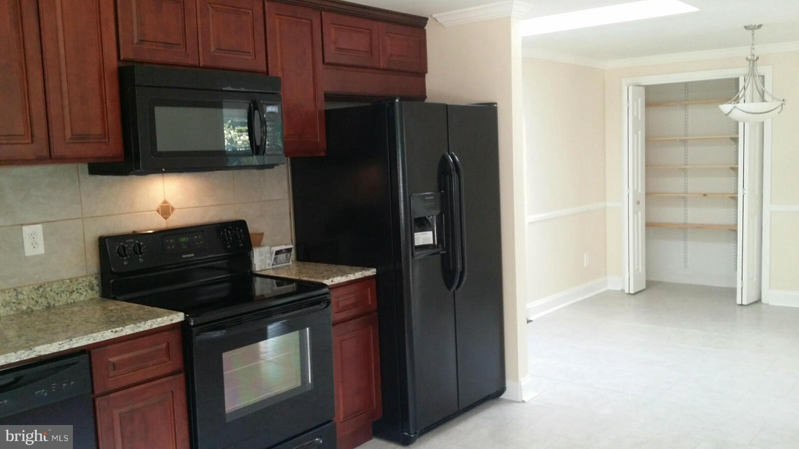 2507 Lincrest Road Joppa, MD 21085 - Photo 9 of 30 Kitchen