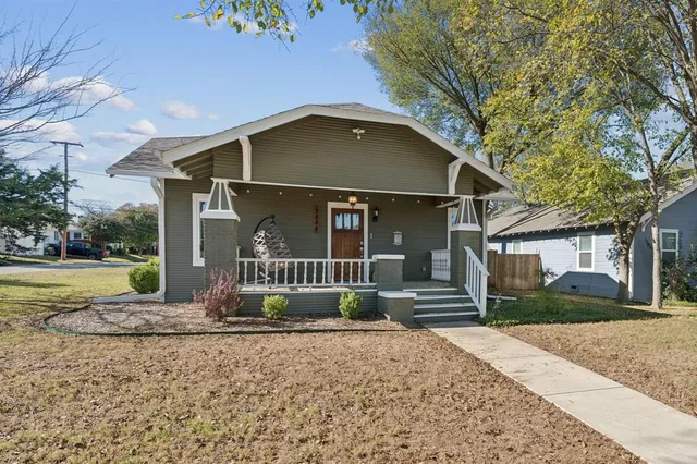 $535,000 | 2844 South Adams Street, Fort Worth, TX 76110