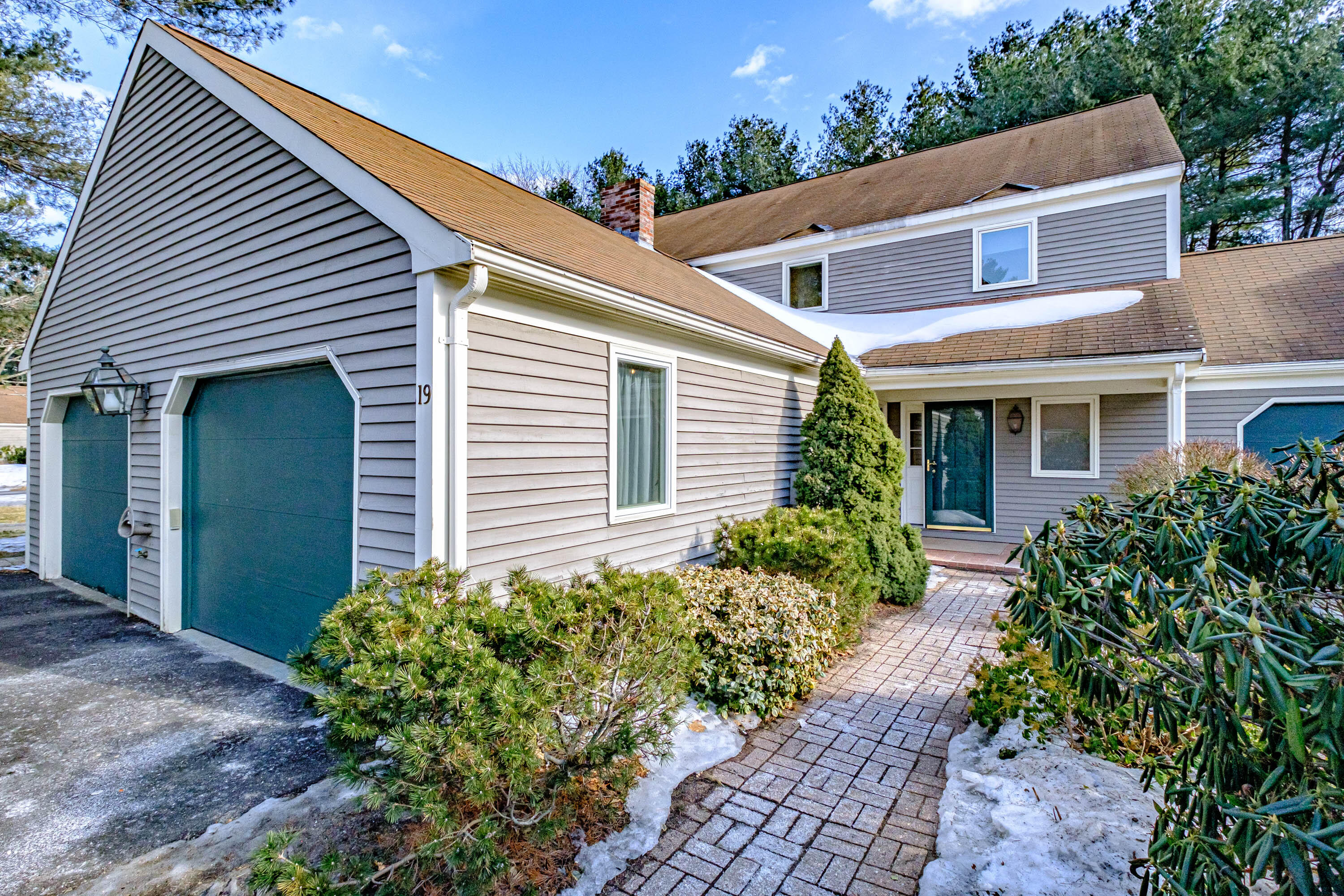 19 Foreside Common Road, Unit 19 Falmouth, ME 04105 - Photo 2 of 42 20220214gp-60004