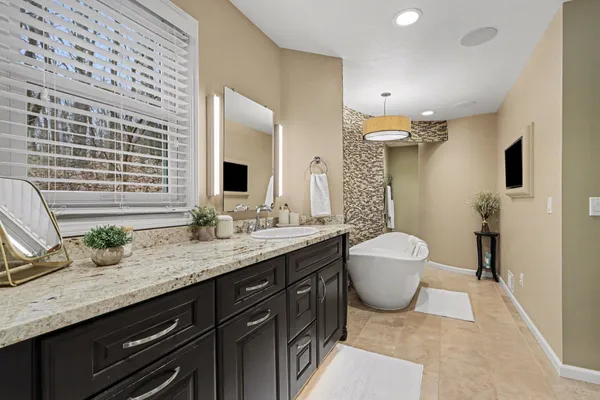 $624,900 | 10466 North Riverview Drive, Plainwell, MI 49080