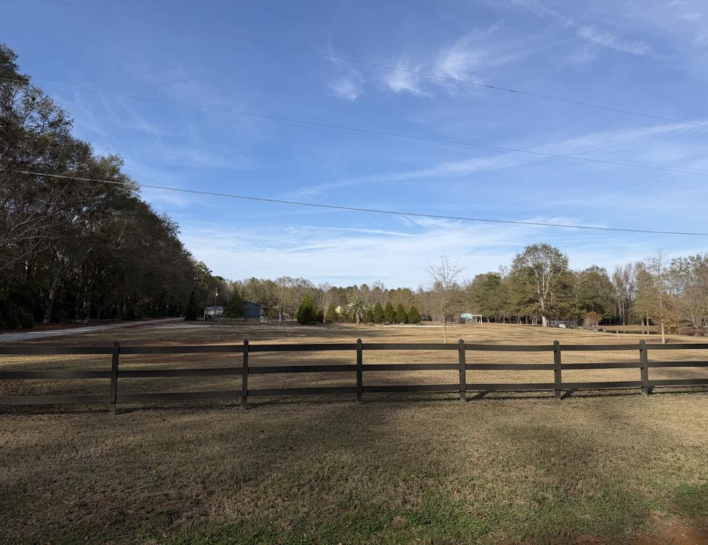 290 Hicks Road Dothan, AL 36303 - Photo 2 of 8