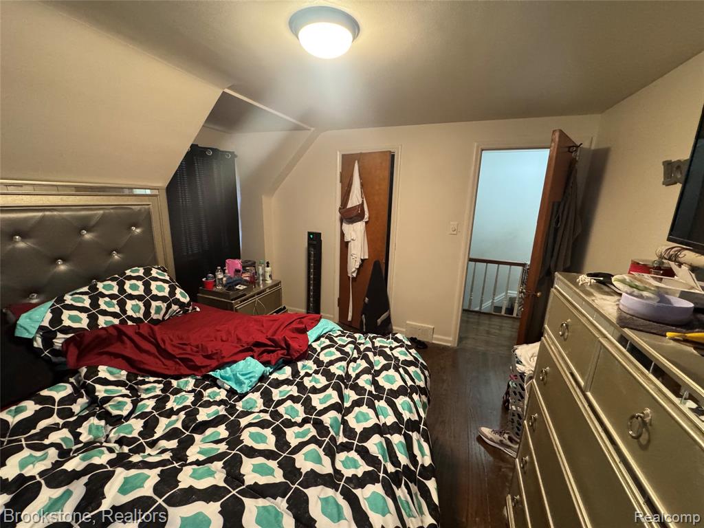 22200-22202 Moross Road Grosse Pointe, MI 48236 - Photo 15 of 19 Gallery Image 15