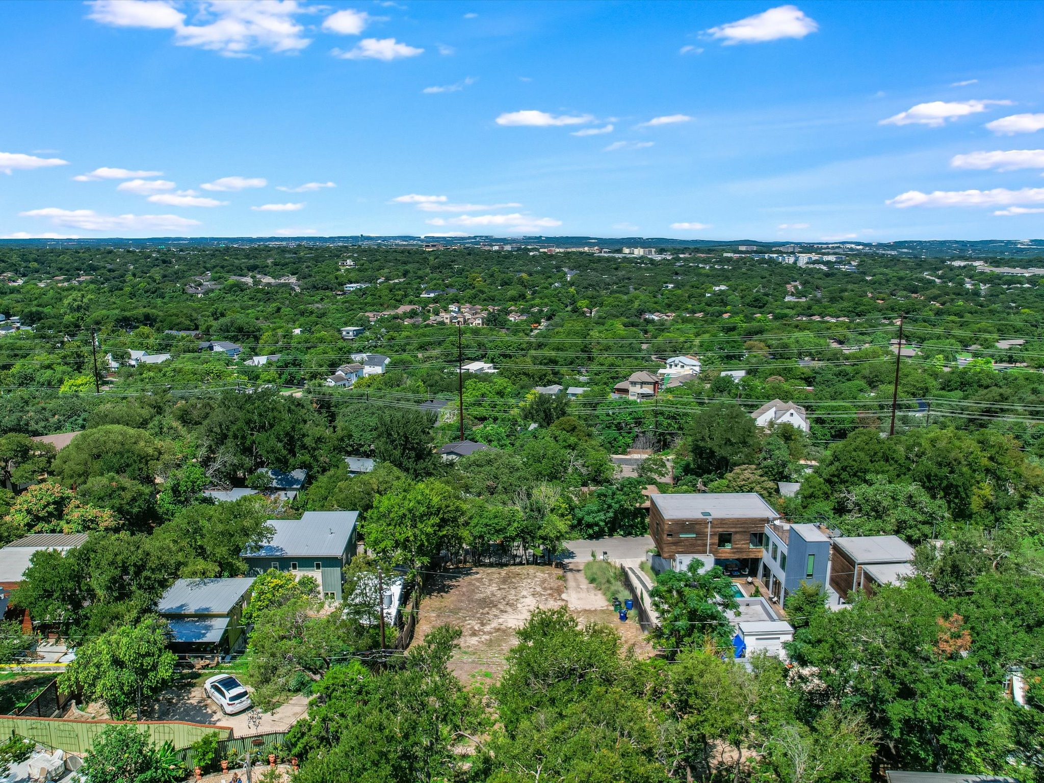 3007 South 4th Street Austin, TX 78704 - Photo 12 of 16 a view of a garden with an outdoor space