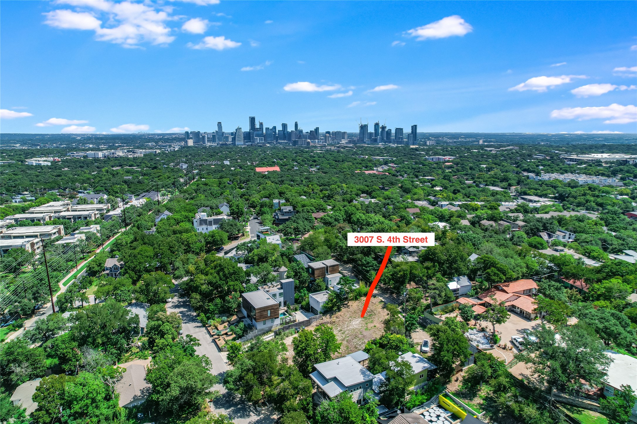 3007 South 4th Street Austin, TX 78704 - Photo 3 of 16 a view of a city