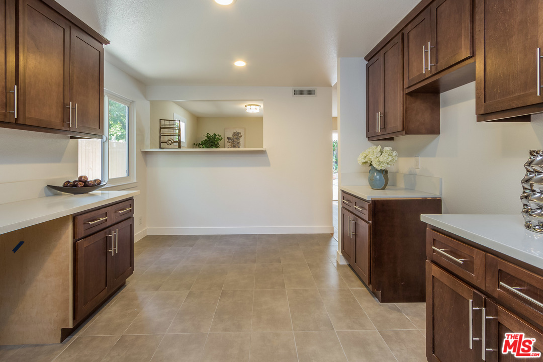 704 Erringer Road Simi Valley, CA 93065 - Photo 14 of 26