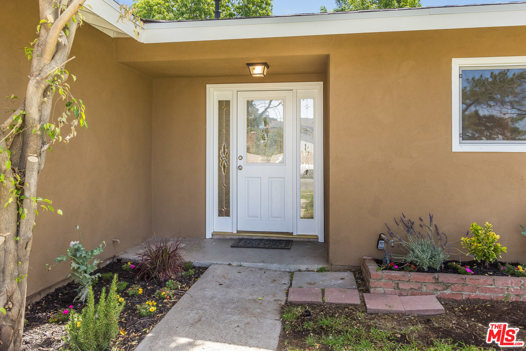 704 Erringer Road Simi Valley, CA 93065 - Photo 3 of 26