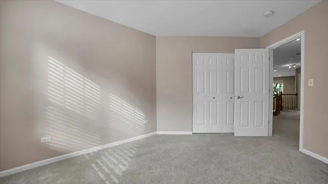 $419,900 | 1706 Buckingham Drive, Des Plaines, IL 60018