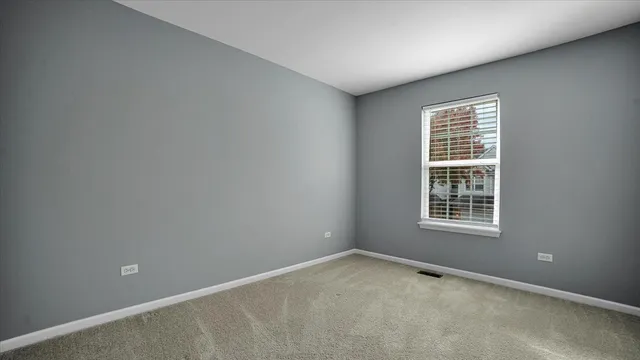 $419,900 | 1706 Buckingham Drive, Des Plaines, IL 60018