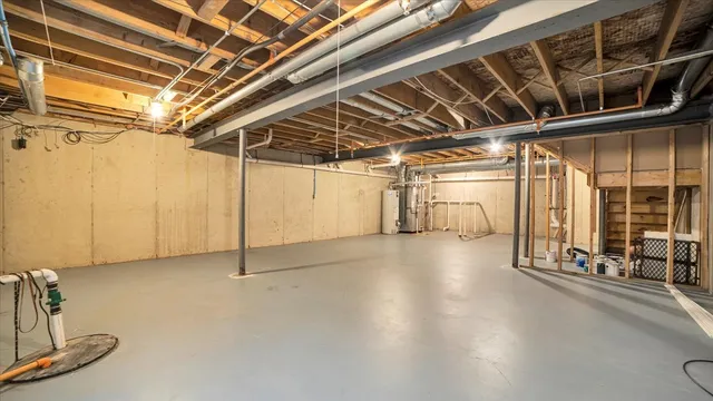 $419,900 | 1706 Buckingham Drive, Des Plaines, IL 60018