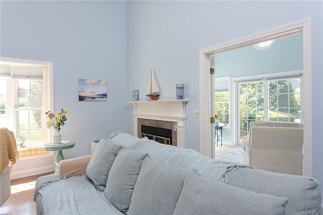 327 Corey Lane Middletown, RI 02842 - Photo 15 of 30