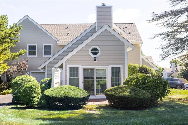 $3,600 | 327 Corey Lane, Middletown, RI 02842