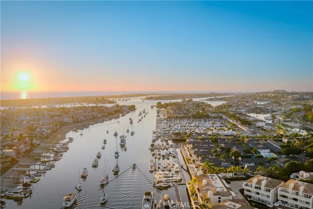$7,995,000 | 612 Harbor Island Drive, Newport Beach, CA 92660