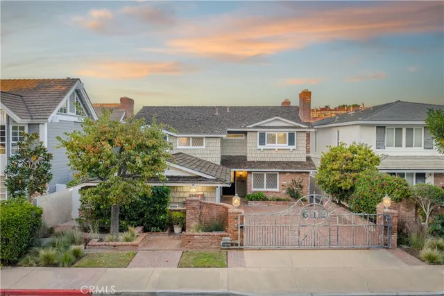 $7,995,000 | 612 Harbor Island Drive, Newport Beach, CA 92660
