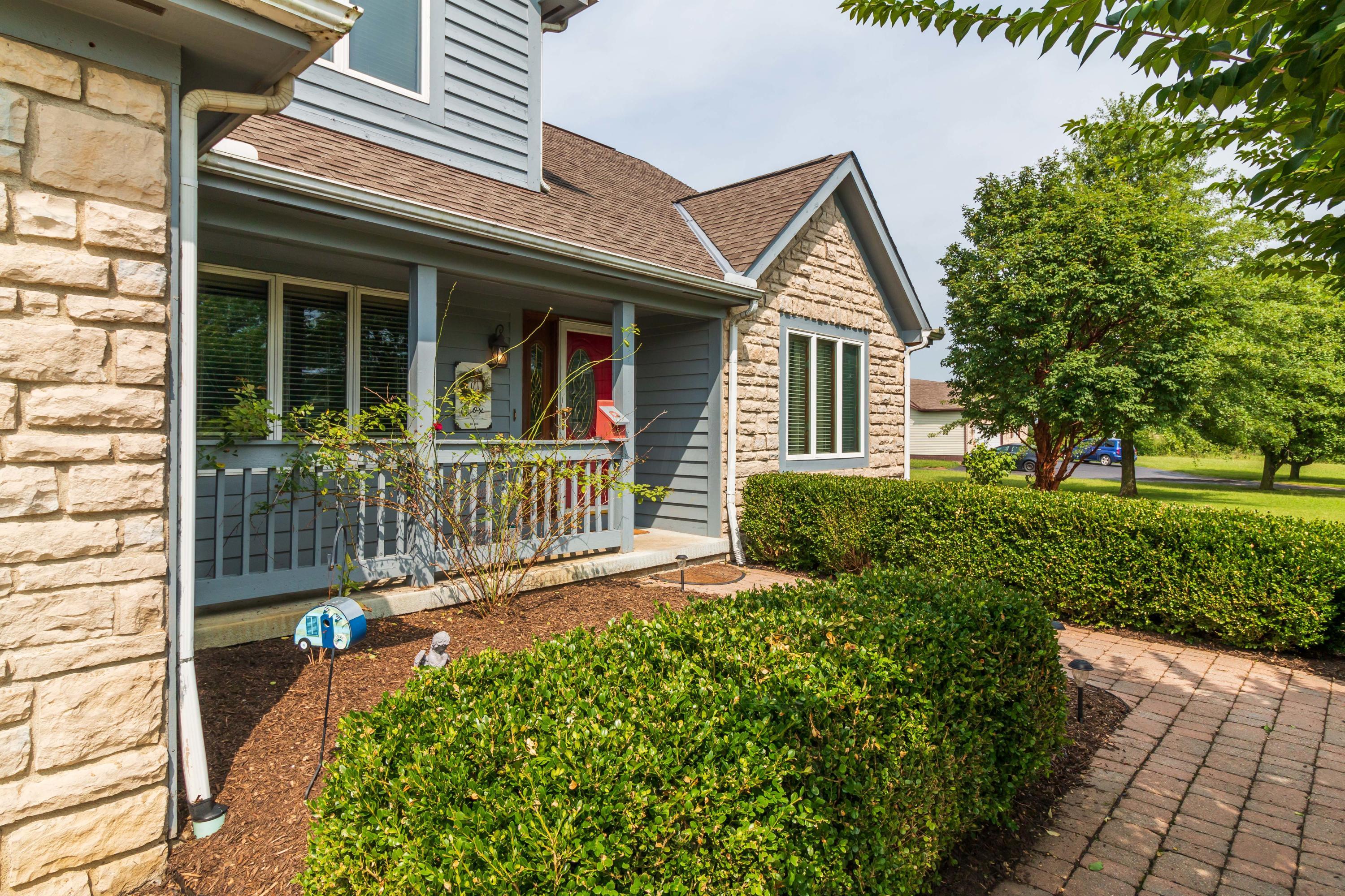 7285 Young Road Orient, OH 43146 - Photo 3 of 48 Gallery Image 3