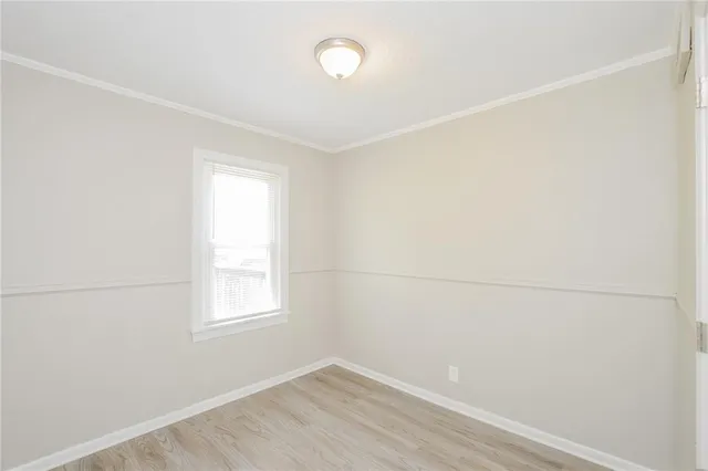 $1,370 | 10306 Oakland Avenue, Kansas City, MO 64134