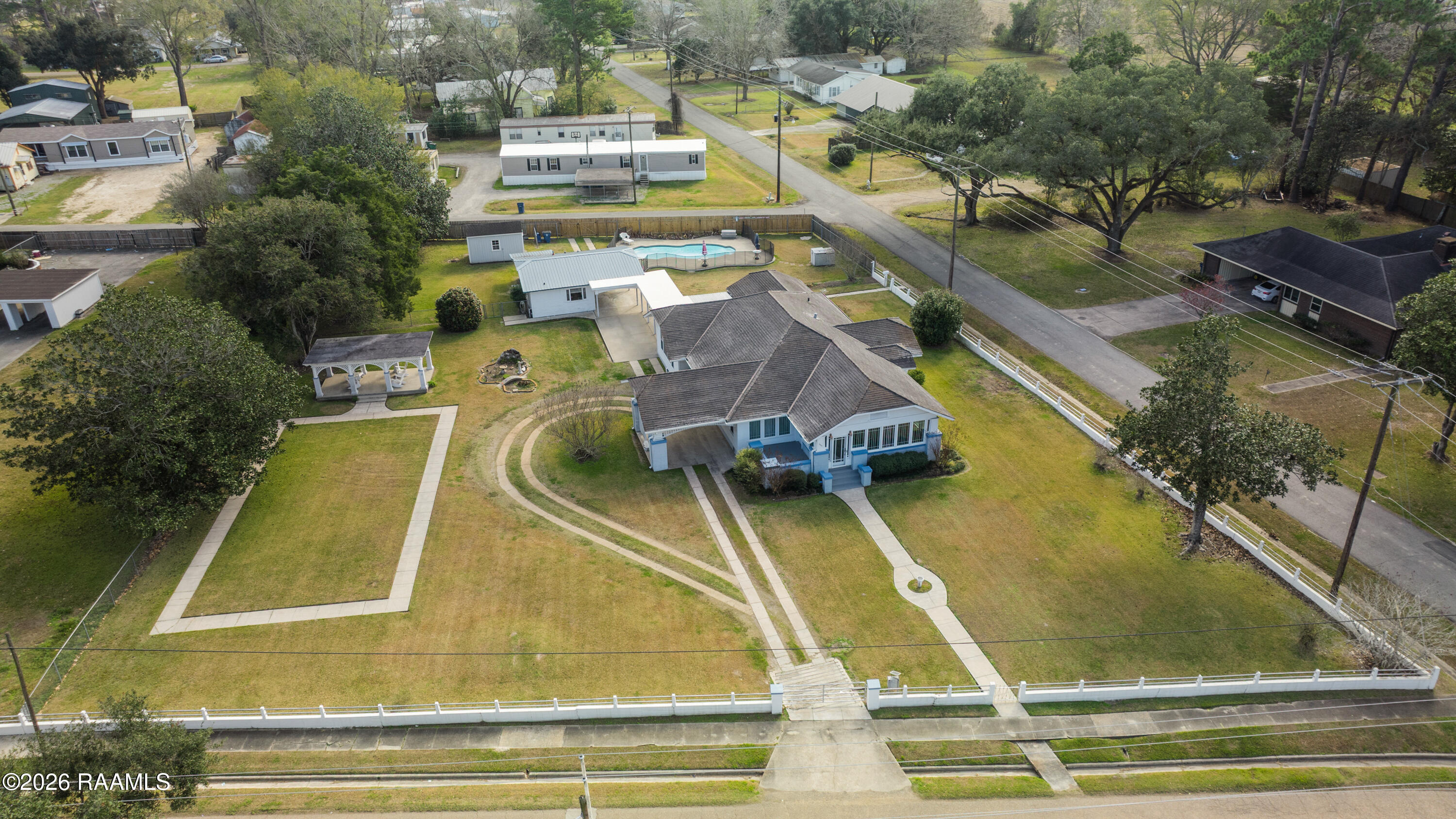 485 West Plaquemine Street Church Point, LA 70525 - Photo 3 of 43 485 W Plaquemine St-34