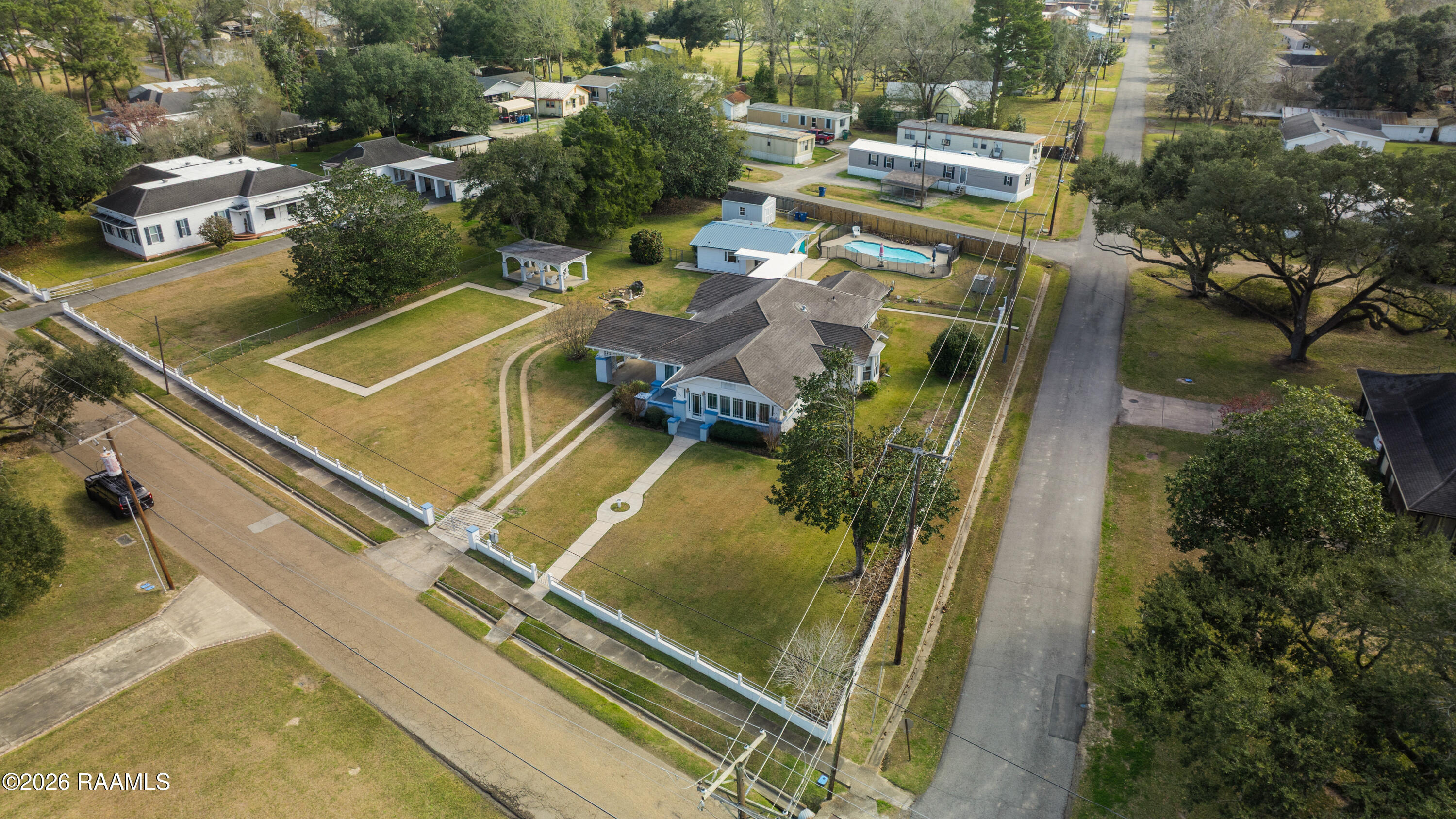 485 West Plaquemine Street Church Point, LA 70525 - Photo 4 of 43 485 W Plaquemine St-35