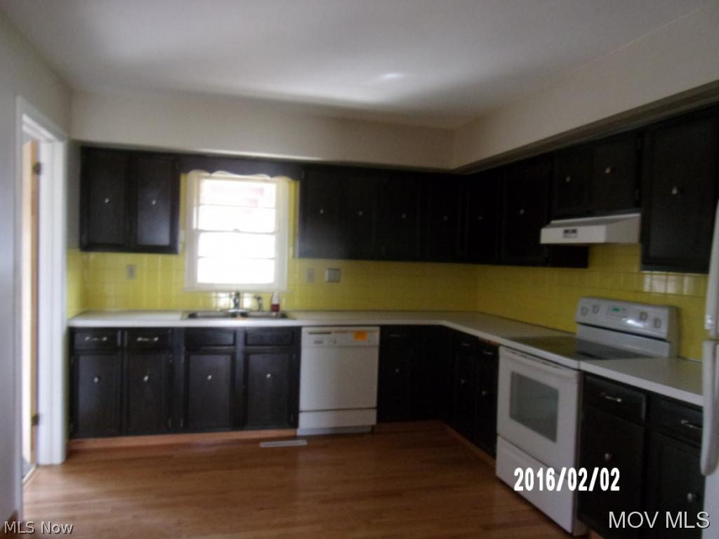 910 16th Street Vienna, WV 26105 - Photo 6 of 12