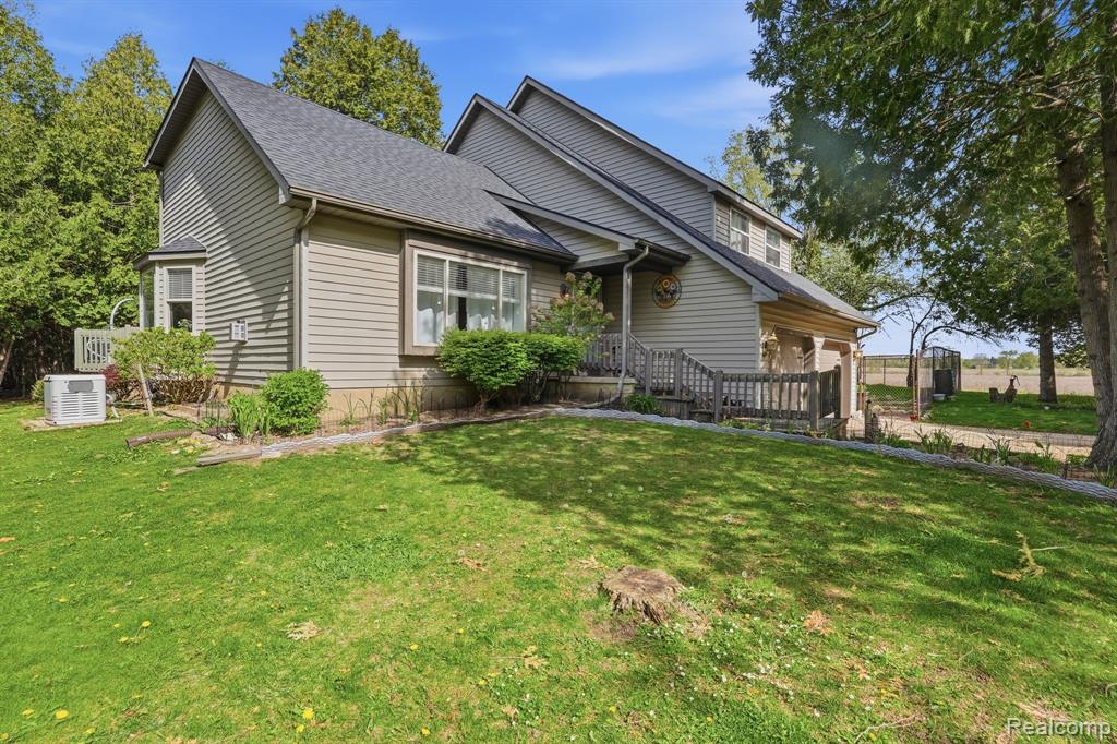 1615 North Five Lakes Road Lapeer, MI 48446 - Photo 5 of 36