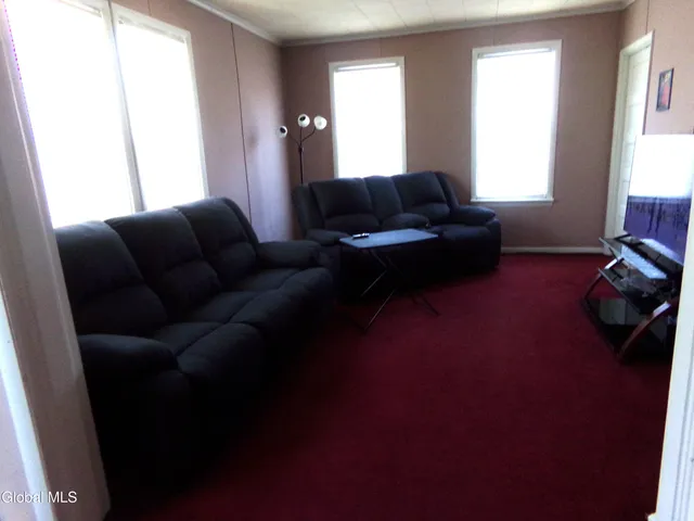 $149,900 | 226 East Fulton Street, Gloversville, NY 12078