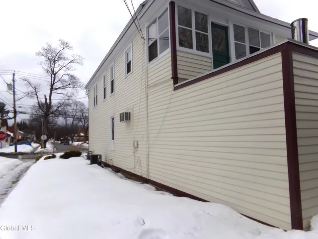$149,900 | 226 East Fulton Street, Gloversville, NY 12078