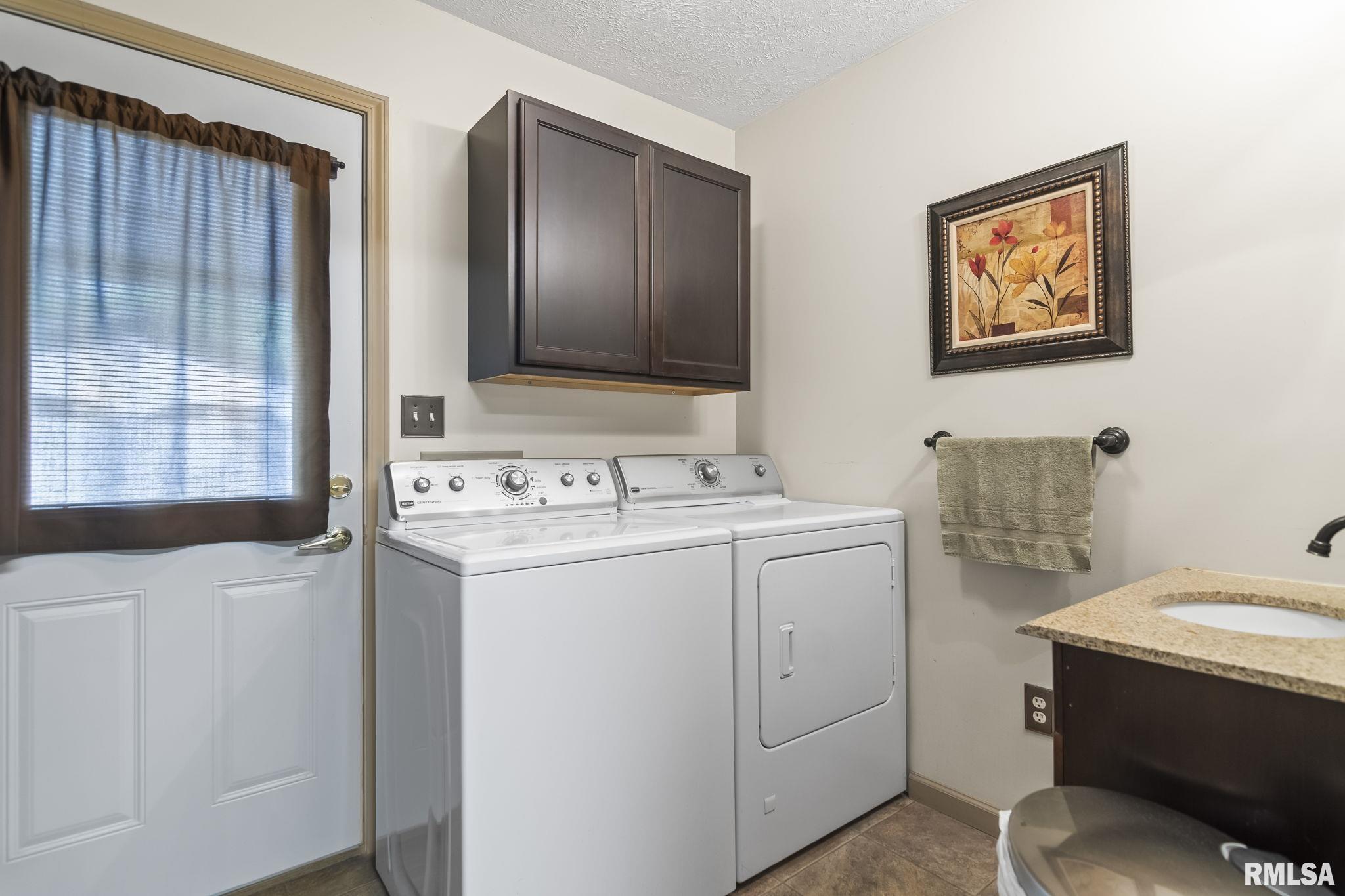 7096 Bahr Road Sherman, IL 62684 - Photo 29 of 38 Gallery Image 29