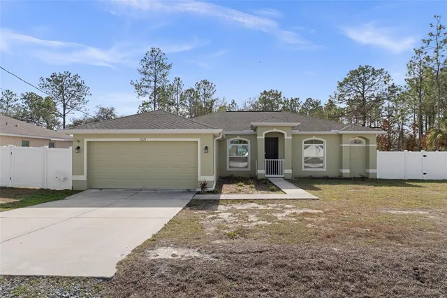 $385,000 | 13124 Snowy Plover Avenue, Weeki Wachee, FL 34614
