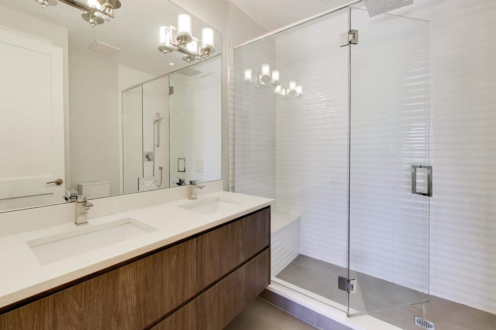 826 West Cullerton Street, Unit 2E Chicago, IL 60608 - Photo 13 of 19