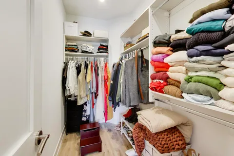 $539,000 | 826 West Cullerton Street, Unit 2E, Chicago, IL 60608