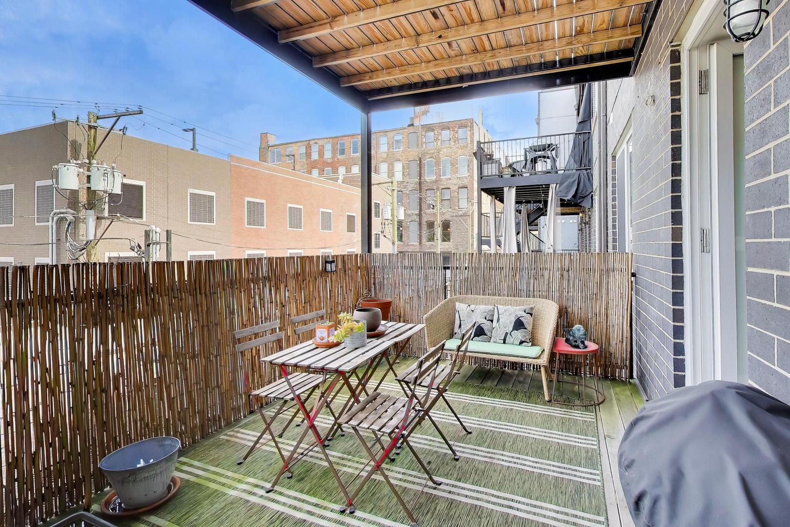 826 West Cullerton Street, Unit 2E Chicago, IL 60608 - Photo 18 of 19