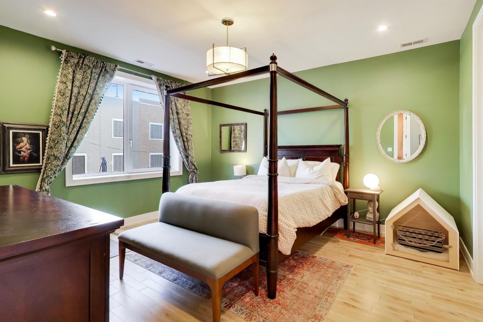 826 West Cullerton Street, Unit 2E Chicago, IL 60608 - Photo 9 of 19
