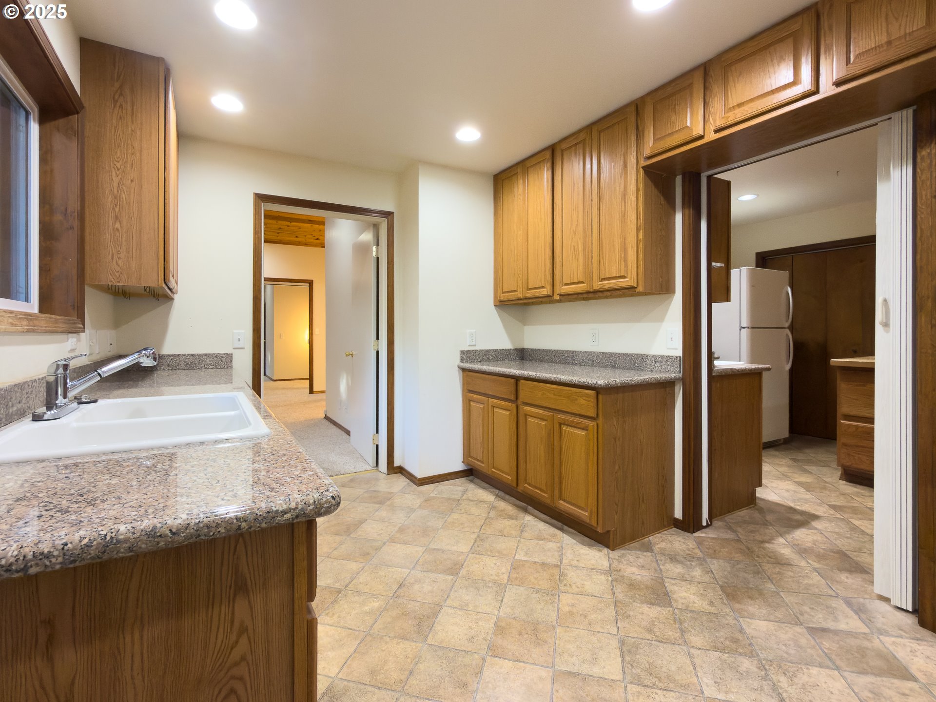 1108 6th Street Southeast Bandon, OR 97411 - Photo 20 of 48