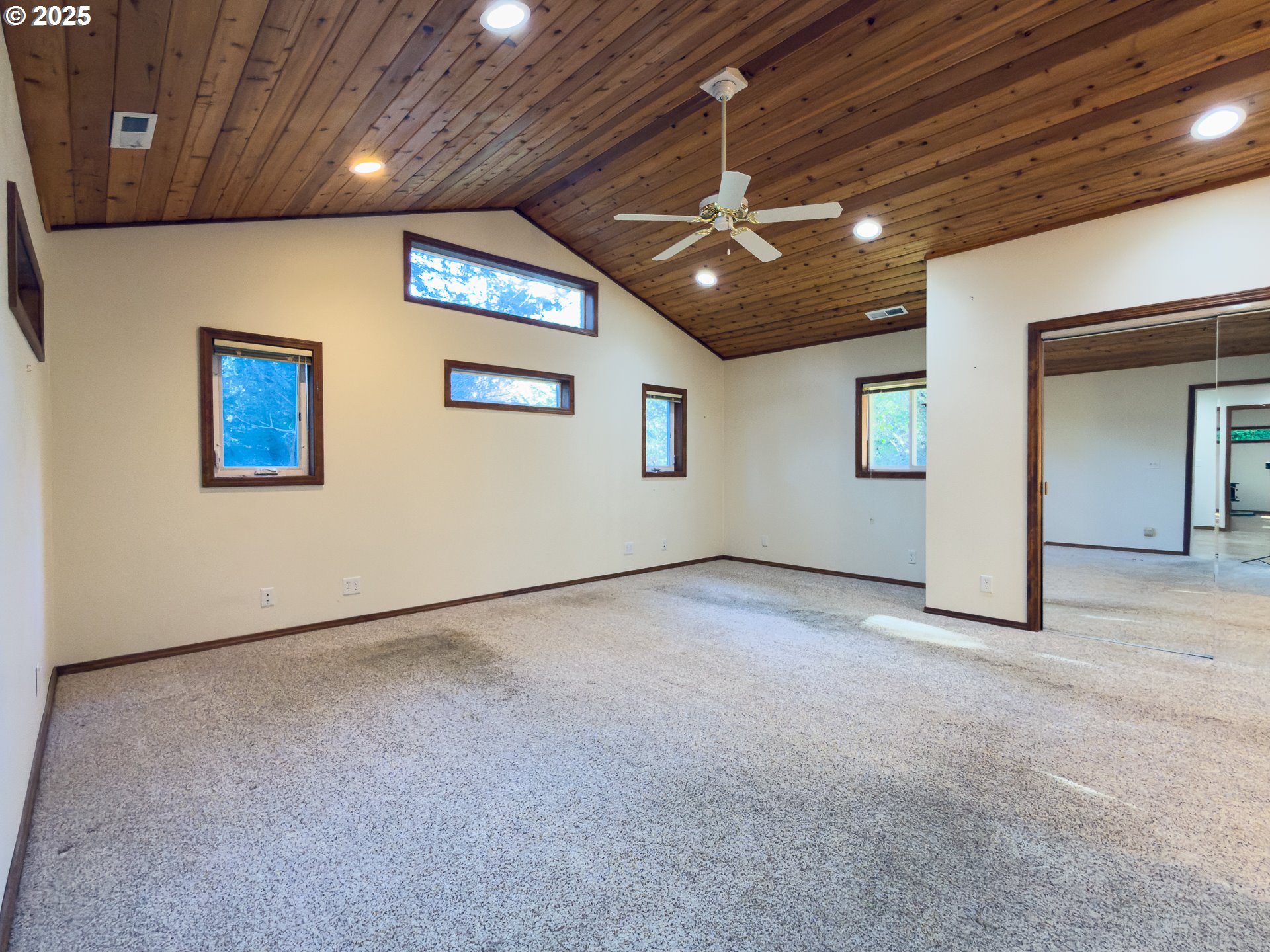 1108 6th Street Southeast Bandon, OR 97411 - Photo 22 of 48