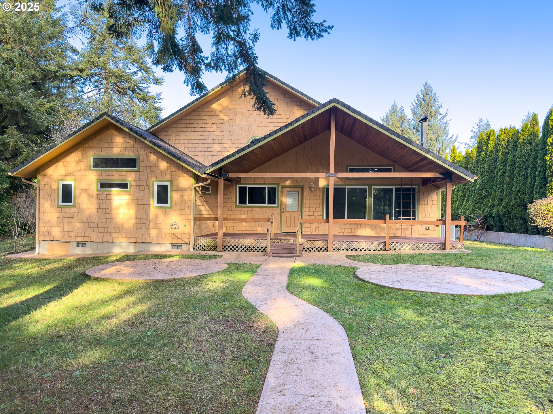 1108 6th Street Southeast Bandon, OR 97411 - Photo 8 of 48
