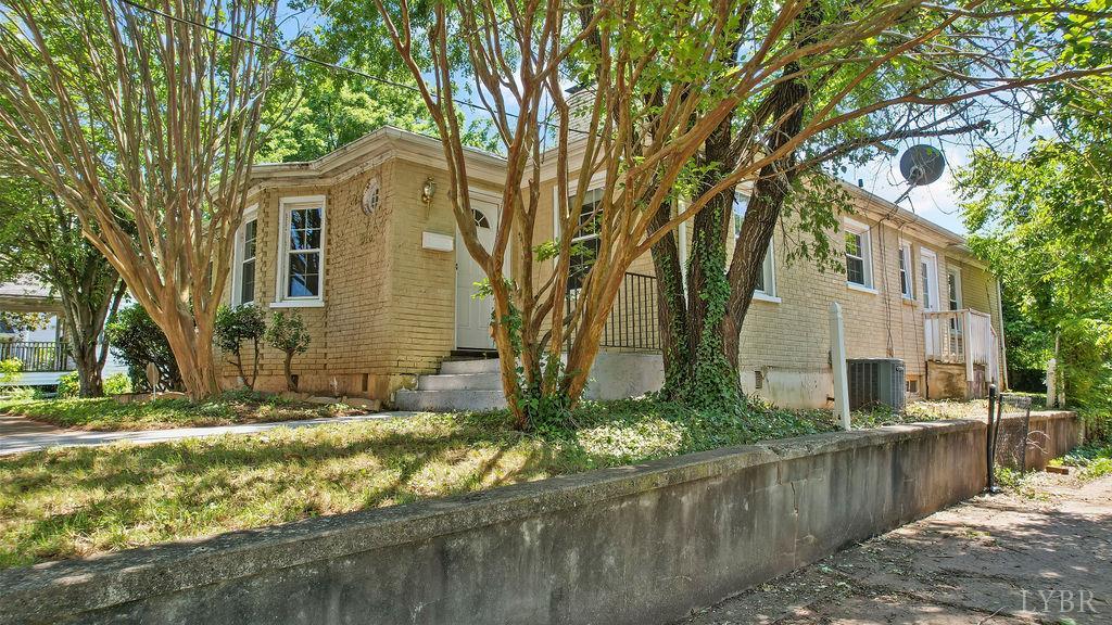 913 Johnson Road Lynchburg, VA 24502 - Photo 32 of 35