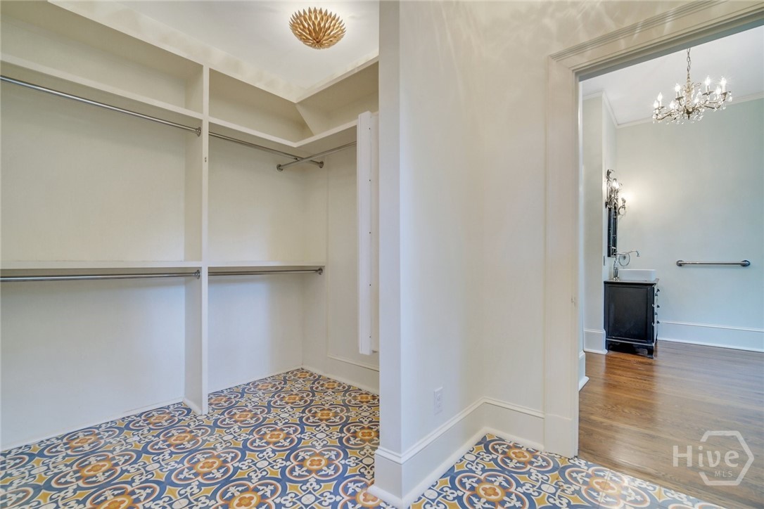 302 East 46th Street Savannah, GA 31405 - Photo 29 of 64