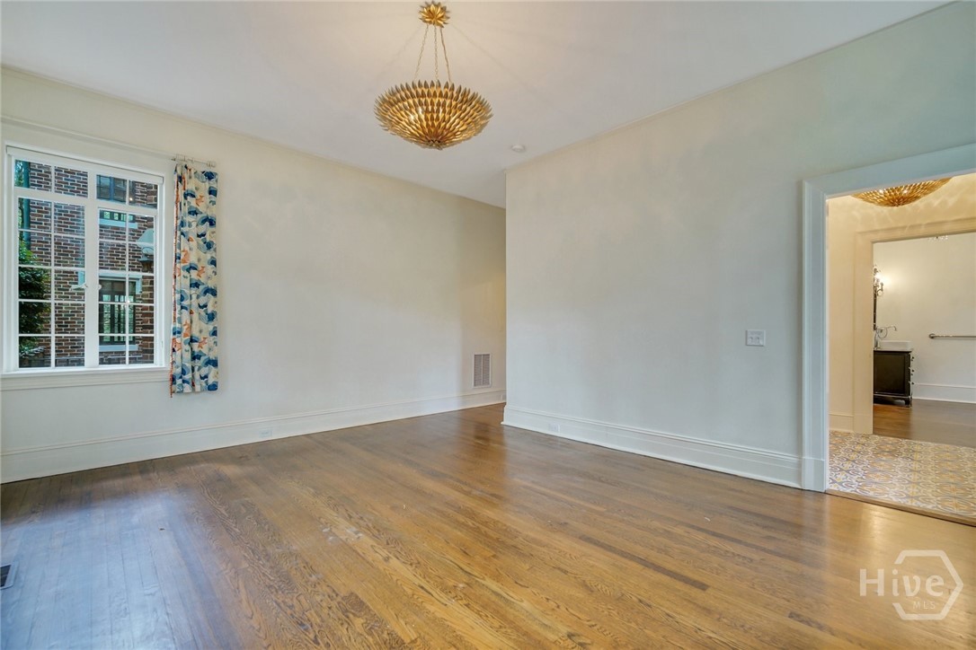 302 East 46th Street Savannah, GA 31405 - Photo 31 of 64