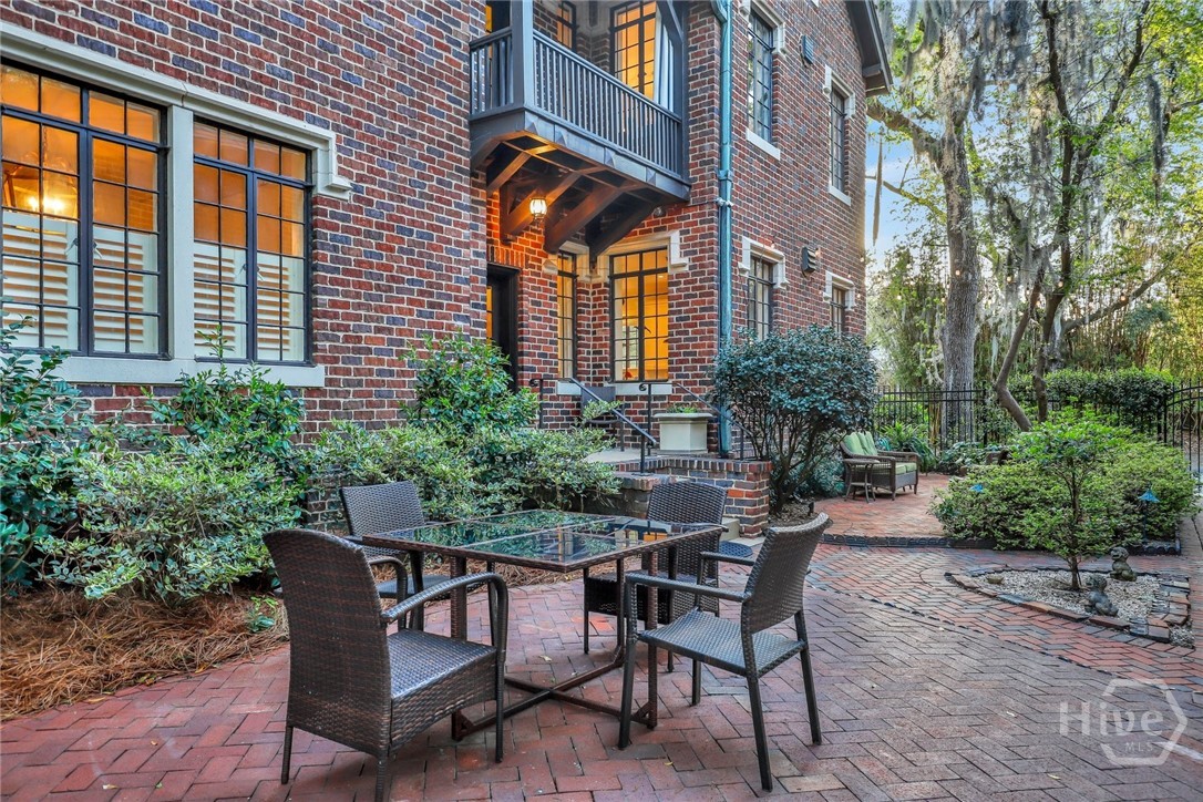 302 East 46th Street Savannah, GA 31405 - Photo 7 of 64