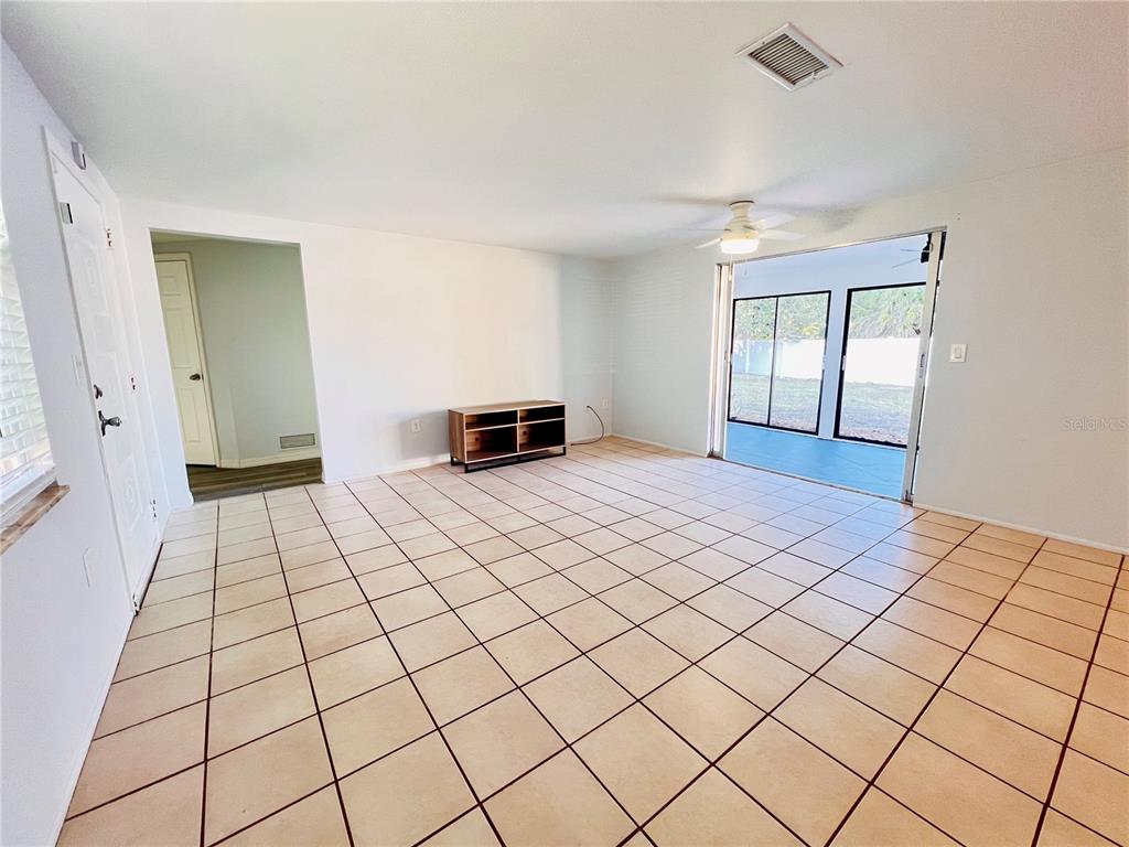 402 Belvidere Road Venice, FL 34293 - Photo 3 of 25