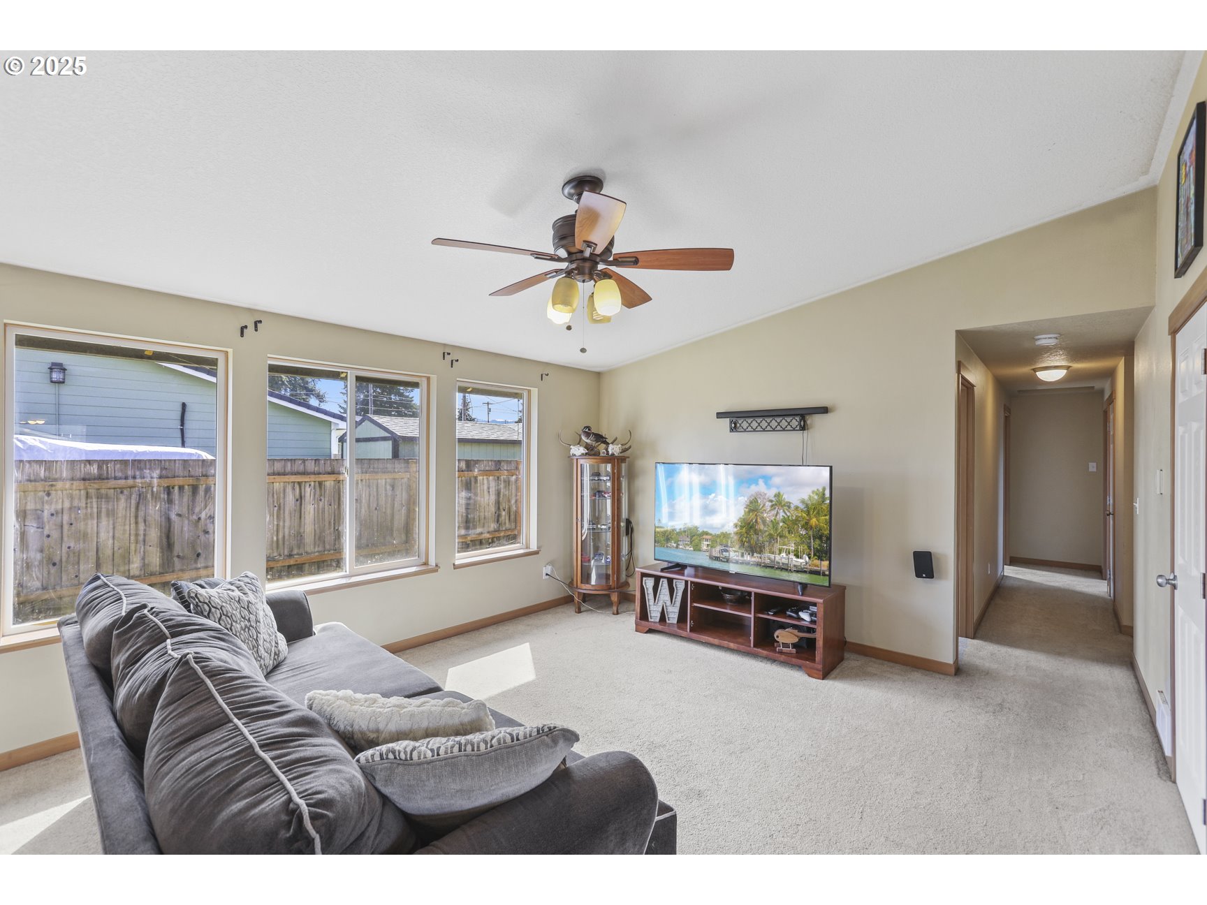 52447 Southeast 3rd Street Scappoose, OR 97056 - Photo 5 of 30