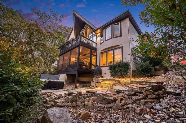 $1,150,000 | 16218 Canterbury Road, Overland Park, KS 66085