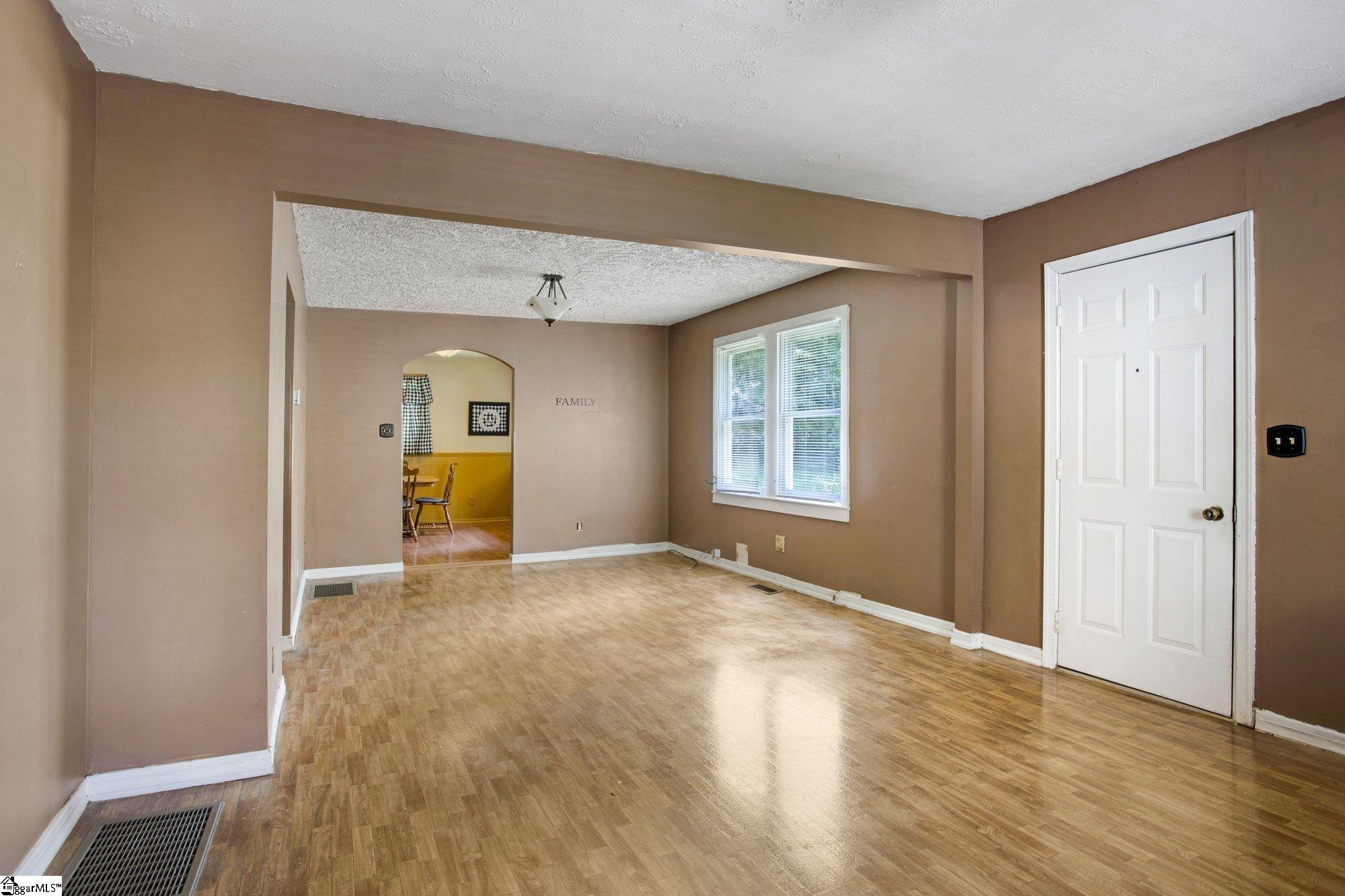 231 Cove Creek Road Pickens, SC 29671 - Photo 7 of 25 Gallery Image 7