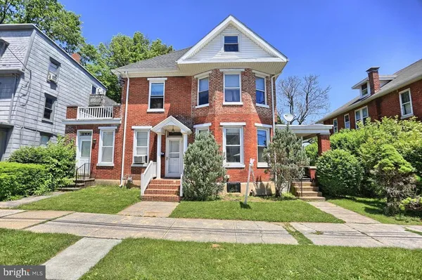 $795 | 541 Bridge Street, Unit D, New Cumberland, PA 17070