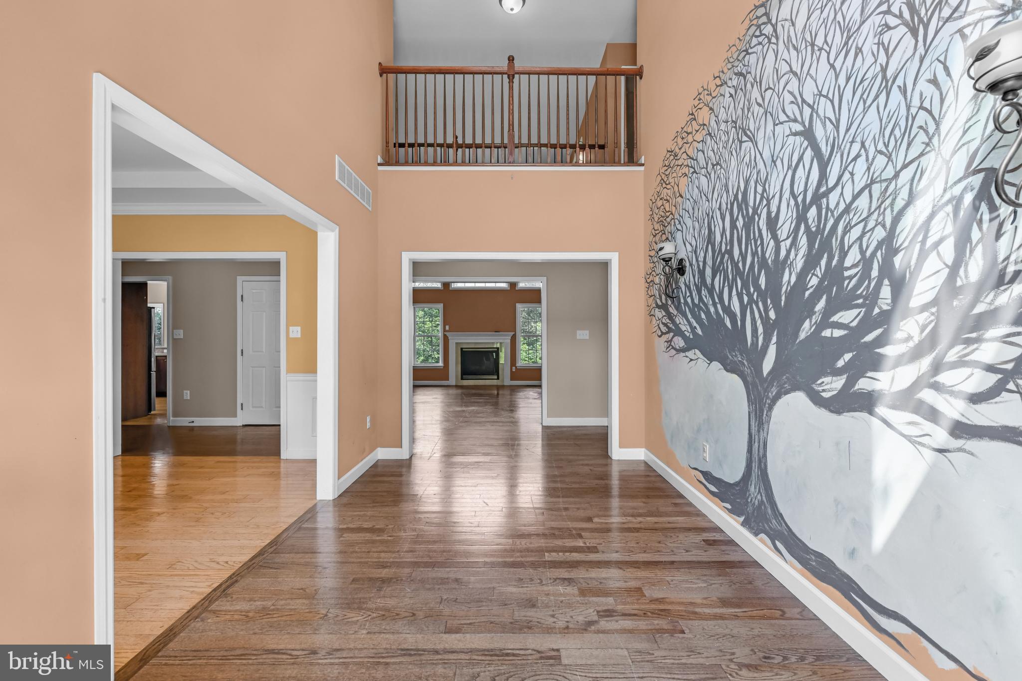 2 Forest Road Mohnton, PA 19540 - Photo 7 of 54 Two-story Foyer